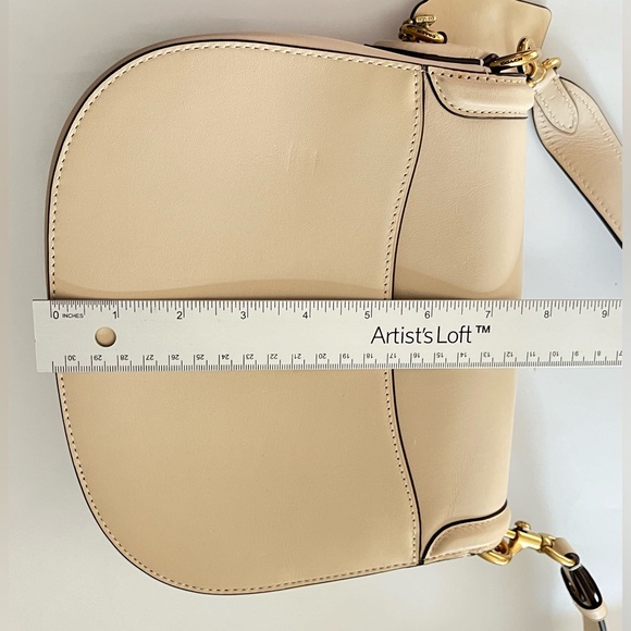 COACH C0749 Ivory/Beige BEAT Saddle Crossbody Glovetanned Leather Bag - Picture 4 of 16